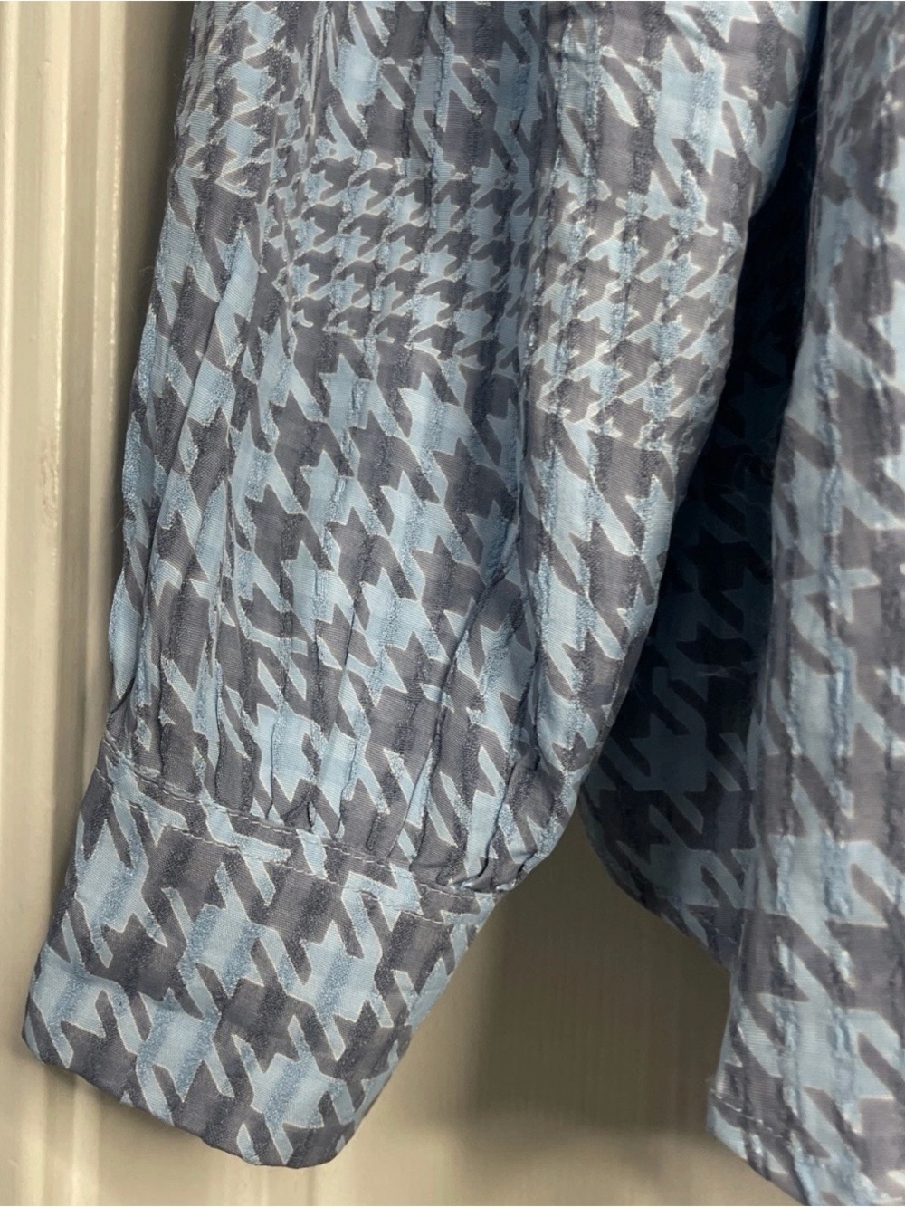 Roller Rabbit Rakella Women’s Blouse Size Large - Picture 5 of 11